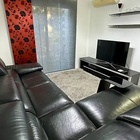 Oasis Near The And Tourist Area Vakantiehuis Paphos