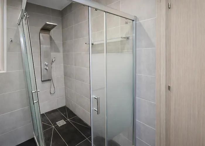 Oasis Near The And Tourist Area 度假居 Paphos